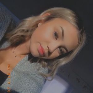 Meet your Posher, Brianne